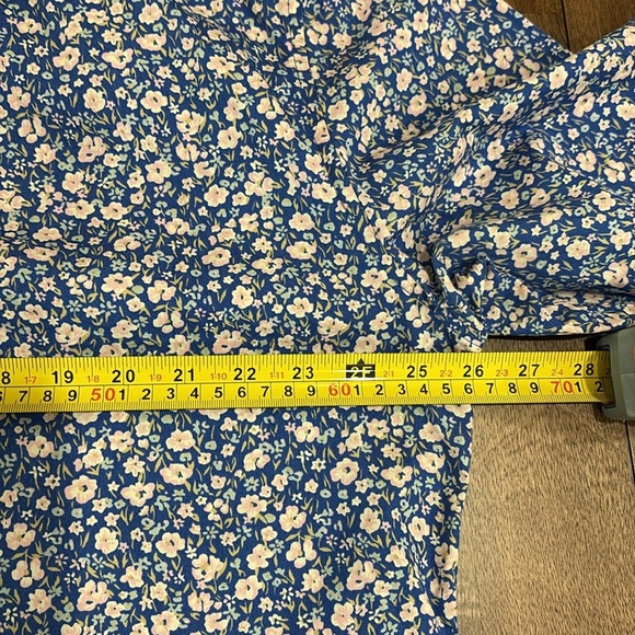 J Crew Men Size XLarge Secret Wash 100s 2-Ply Yarns Button Down Blue Classic - Picture 6 of 7